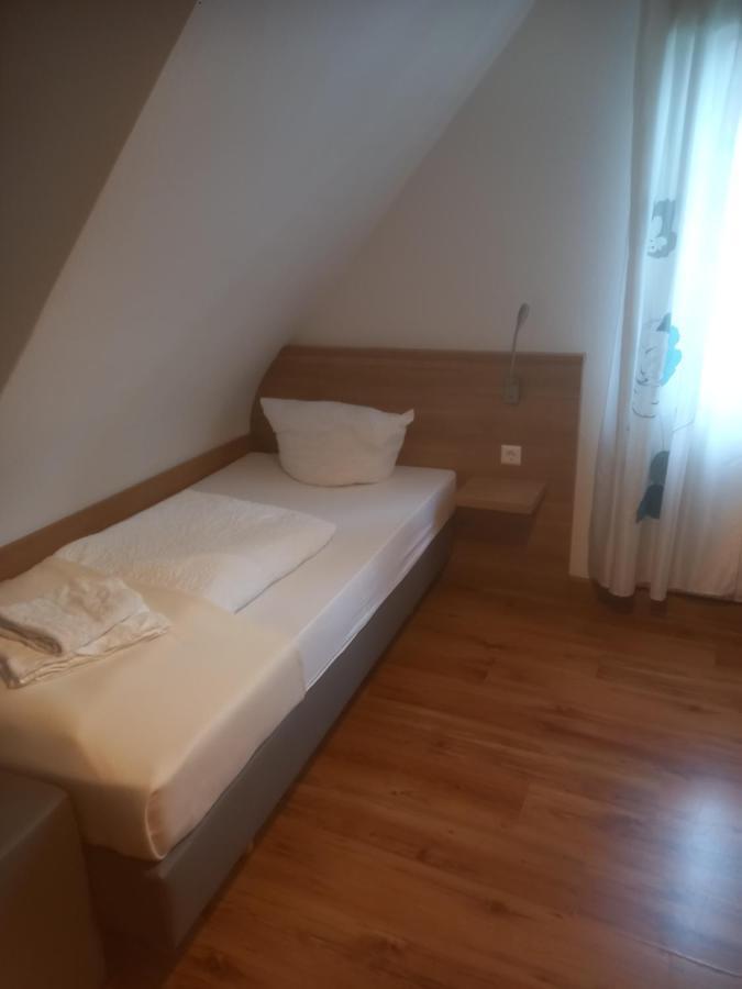 Hotel Krone Bad Cannstatt Stuttgart Extérieur photo